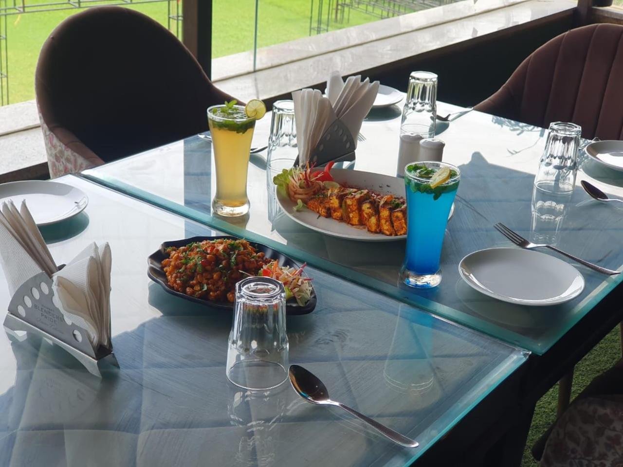Akash Hotel Managed By Jk Hotels & Resorts Kathua Extérieur photo
