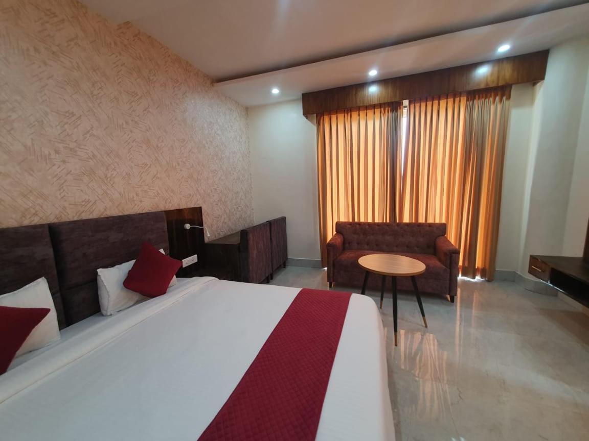 Akash Hotel Managed By Jk Hotels & Resorts Kathua Extérieur photo