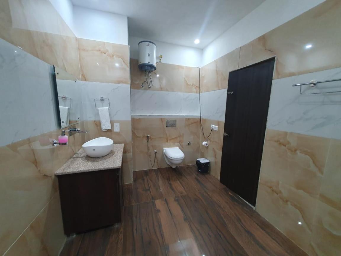 Akash Hotel Managed By Jk Hotels & Resorts Kathua Extérieur photo